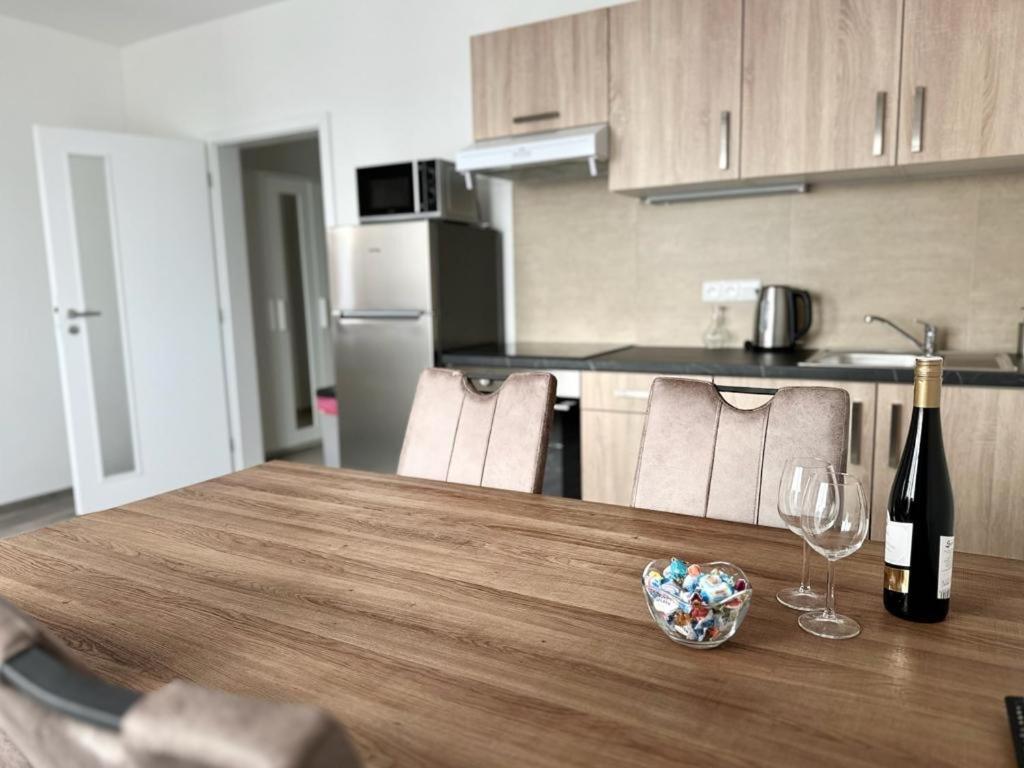 Sky Apartments 512 Plzen Ngoại thất bức ảnh